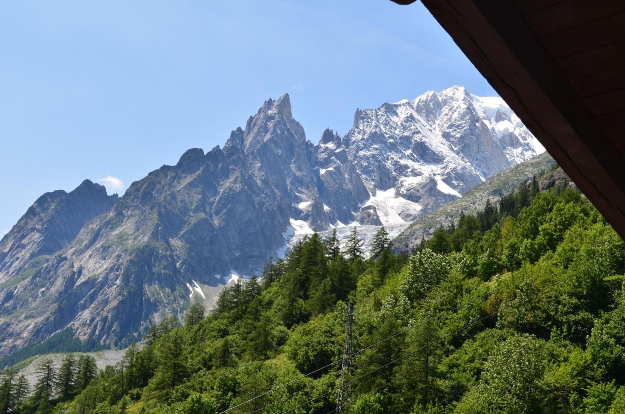 Hotel Funivia Courmayeur Exterior foto