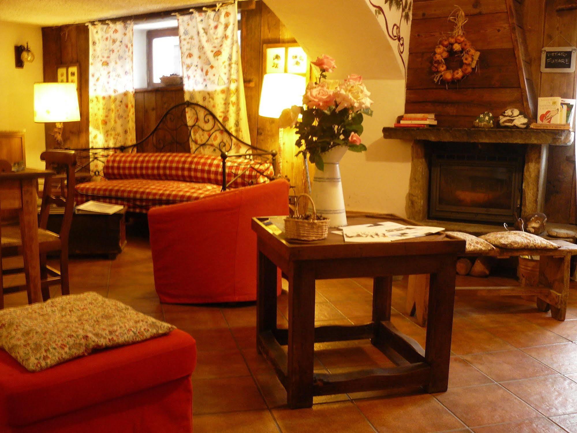 Hotel Funivia Courmayeur Exterior foto