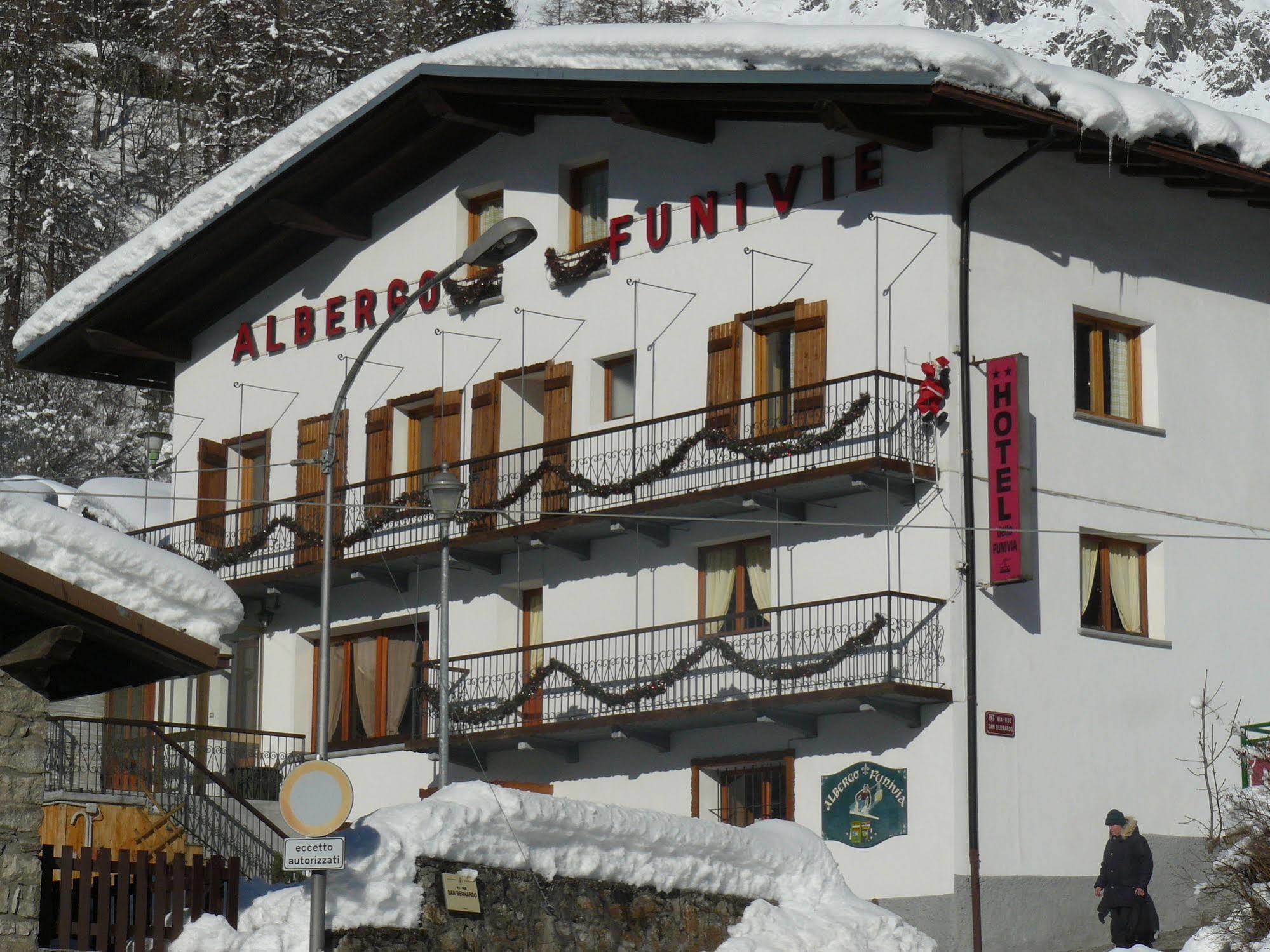 Hotel Funivia Courmayeur Exterior foto