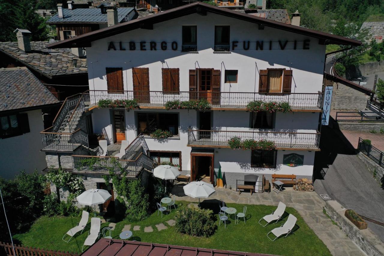 Hotel Funivia Courmayeur Exterior foto